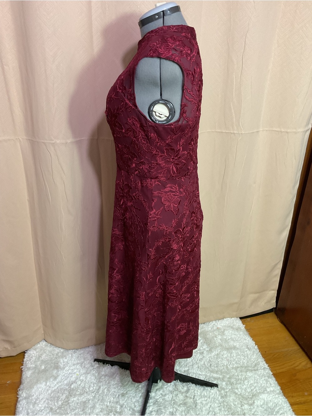 JS Collections Joy Mock Neck Embroidered Mesh Cocktail Dress - Picture 7 of 14